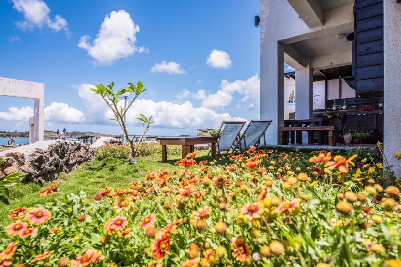 Malibu Oceanview Homestay Magong Buitenkant foto